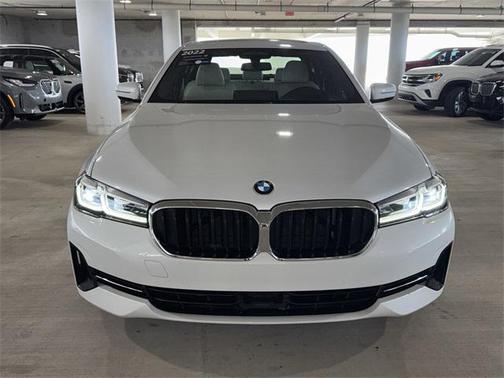 2022 BMW 530 i