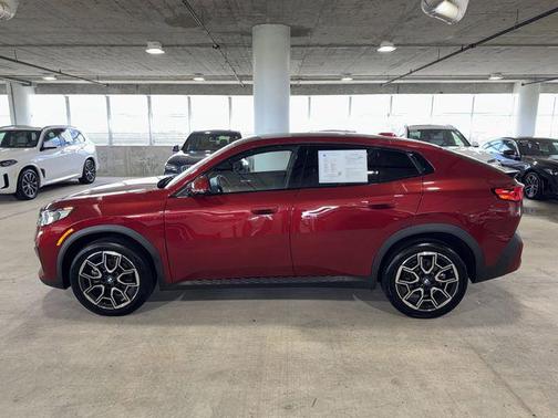 Vegas Red Metallic 2024 BMW X2 xDrive28i