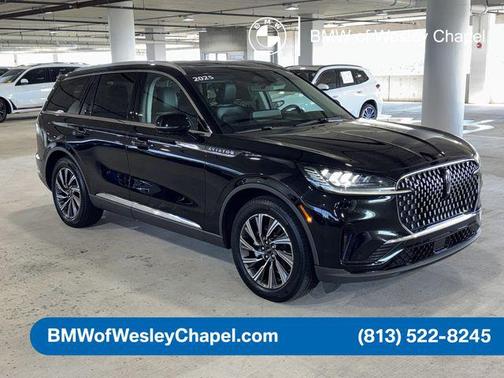 Infinite Black Metallic Clearcoat 2025 Lincoln Aviator Premiere