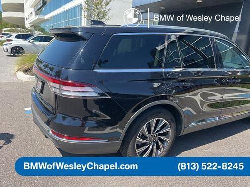 Infinite Black Metallic Clearcoat 2025 Lincoln Aviator Premiere