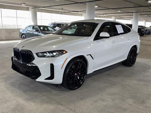 2025 BMW X6 xDrive40i