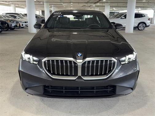 2024 BMW 540 i xDrive