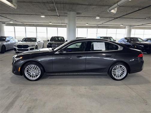 2024 BMW 540 i xDrive