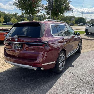 2025 BMW X7 xDrive40i