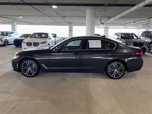 2021 BMW 540 540i