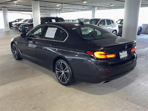 2021 BMW 540 540i