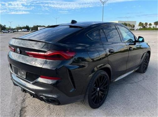 2023 BMW X6 M50i
