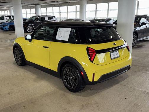 Sunny Side Yellow 2025 MINI Hardtop Cooper S