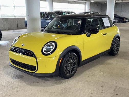 Sunny Side Yellow 2025 MINI Hardtop Cooper S