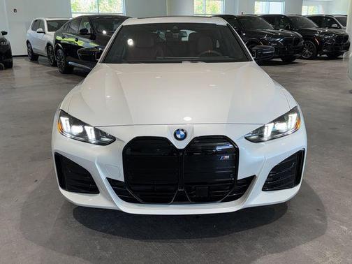 Mineral White Metallic 2026 BMW i4 Gran Coupe M60