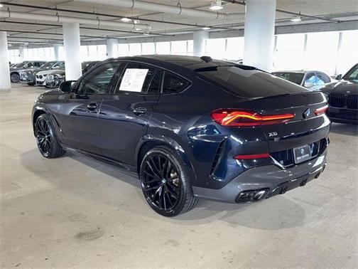 2025 BMW X6 M60i