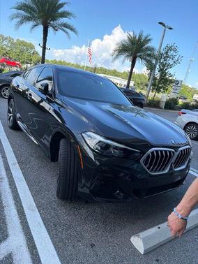 Black Sapphire 2022 BMW X6 xDrive40i