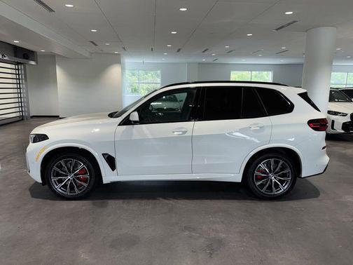 Alpine White 2026 BMW X5 xDrive40i