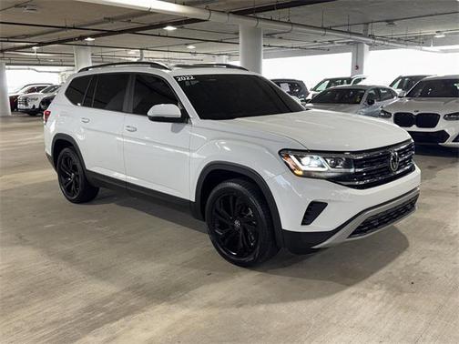 2022 Volkswagen Atlas 3.6L SE w/Technology