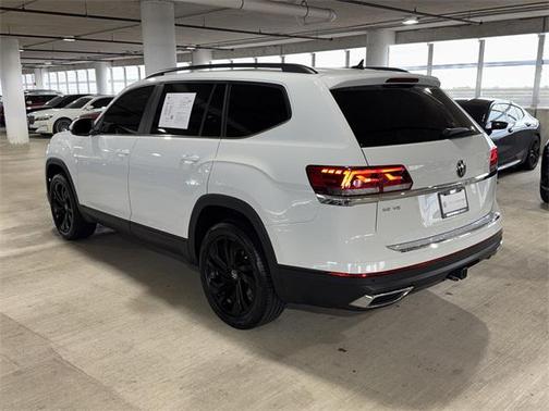 2022 Volkswagen Atlas 3.6L SE w/Technology