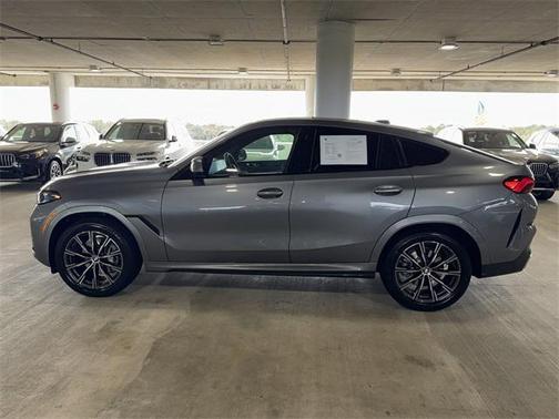 2025 BMW X6 xDrive40i