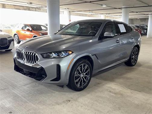 2025 BMW X6 xDrive40i