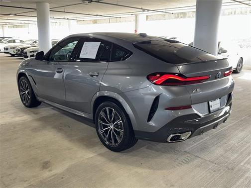 2025 BMW X6 xDrive40i