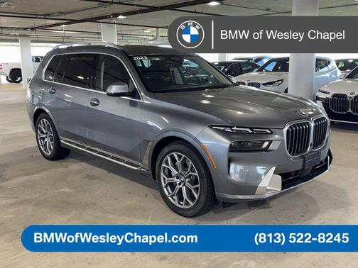 Skyscraper Grey Metallic 2023 BMW X7 xDrive40i