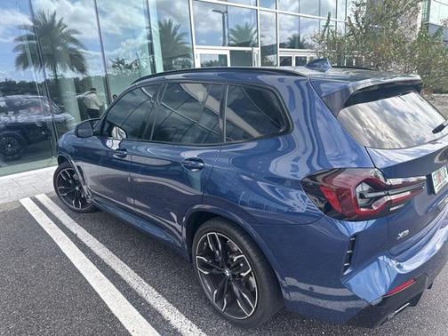 2023 BMW X3 M40i