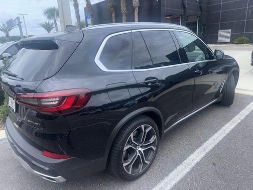Black Sapphire Metallic 2021 BMW X5 sDrive40i