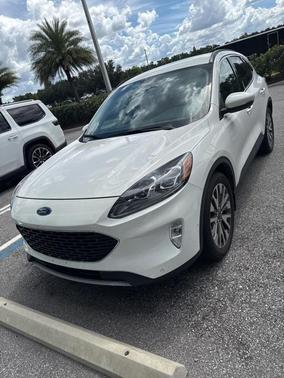 2020 Ford Escape Titanium