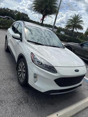2020 Ford Escape Titanium