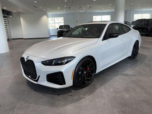 Mineral White Metallic 2026 BMW 430 i