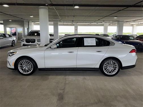 2024 BMW 530 i