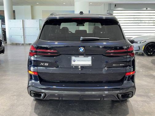 Carbon Black Metallic 2026 BMW X5 sDrive40i