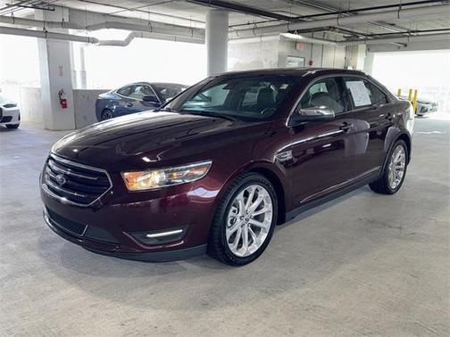 2018 Ford Taurus Limited