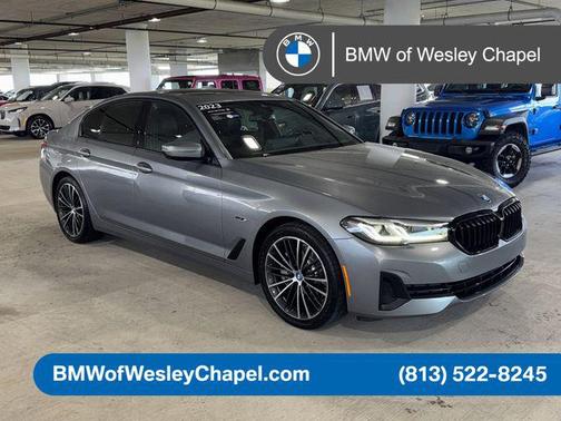 Skyscraper Gray Metallic 2023 BMW 530e Base