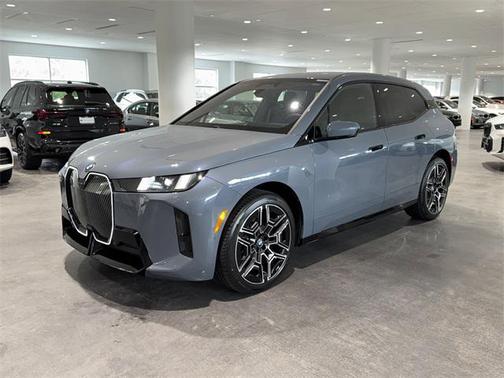 2026 BMW iX xDrive45