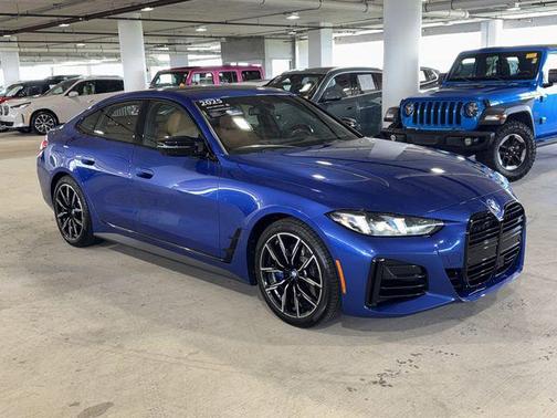 Portimao Blue Metallic 2025 BMW M440 i