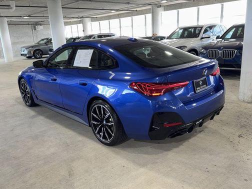 Portimao Blue Metallic 2025 BMW M440 i
