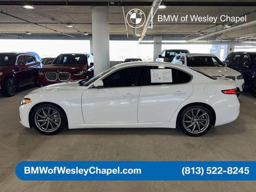 2018 Alfa Romeo Giulia Base