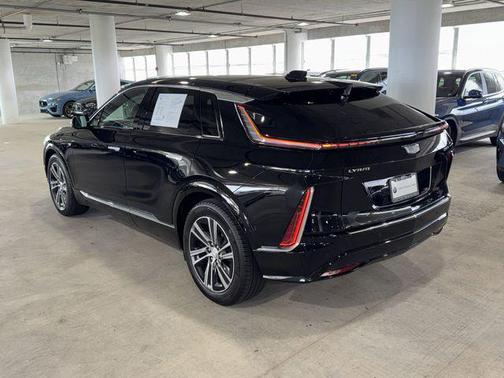 Stellar Black Metallic 2023 Cadillac LYRIQ Luxury