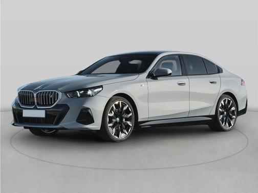 Alpine White 2025 BMW i5 eDrive40