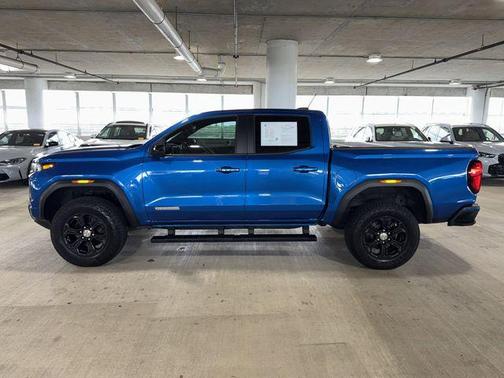 Dynamic Blue Metallic 2023 GMC Canyon Elevation