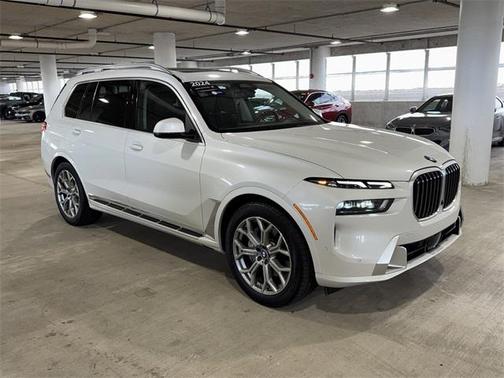 2024 BMW X7 xDrive40i