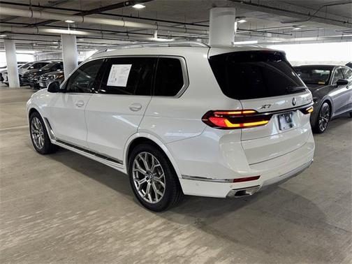 2024 BMW X7 xDrive40i