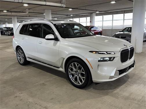 2024 BMW X7 xDrive40i