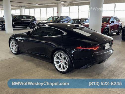 2019 Jaguar F-TYPE P300