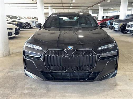 2024 BMW 760 xDrive