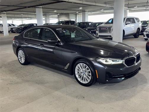 2022 BMW 530 i