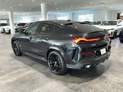 Black Sapphire Metallic 2026 BMW X6 xDrive40i