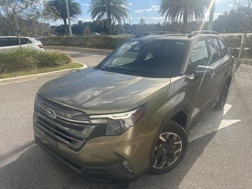 2025 Subaru Forester Premium