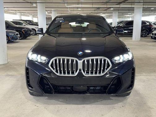 Carbon Black Metallic 2025 BMW X6 xDrive40i