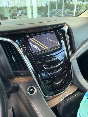 Crystal White 2016 Cadillac Escalade Premium