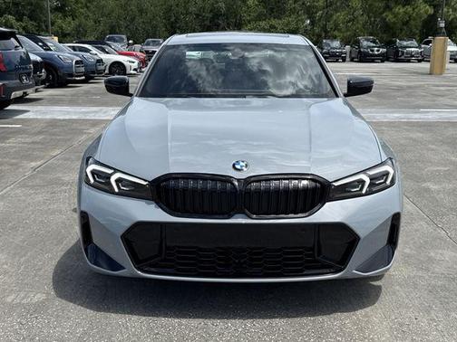 Brooklyn Grey Metallic 2026 BMW 330 330i